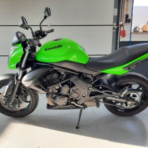 Kawasaki ER6N . Nette staat . Geschikt voor A2 / Code 80 .