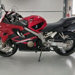 Honda CBR 600 F . Nieuwstaat . VERKOCHT !!!!!!