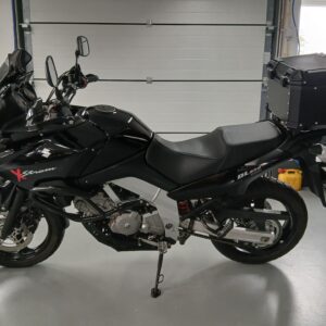 Suzuki V-Strom DL650 . 2004 . 68.000 km veel extra s.