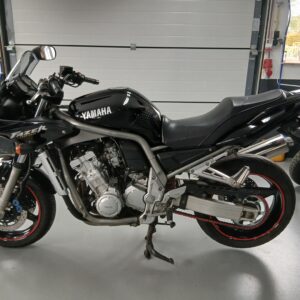 Yamaha Fazer 1000 . 2001. Nette Motor . Zwart .