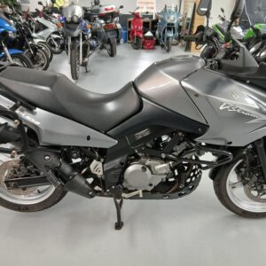 Suzuki V-Strom DL650 . ABS . 2009 . met extra s .