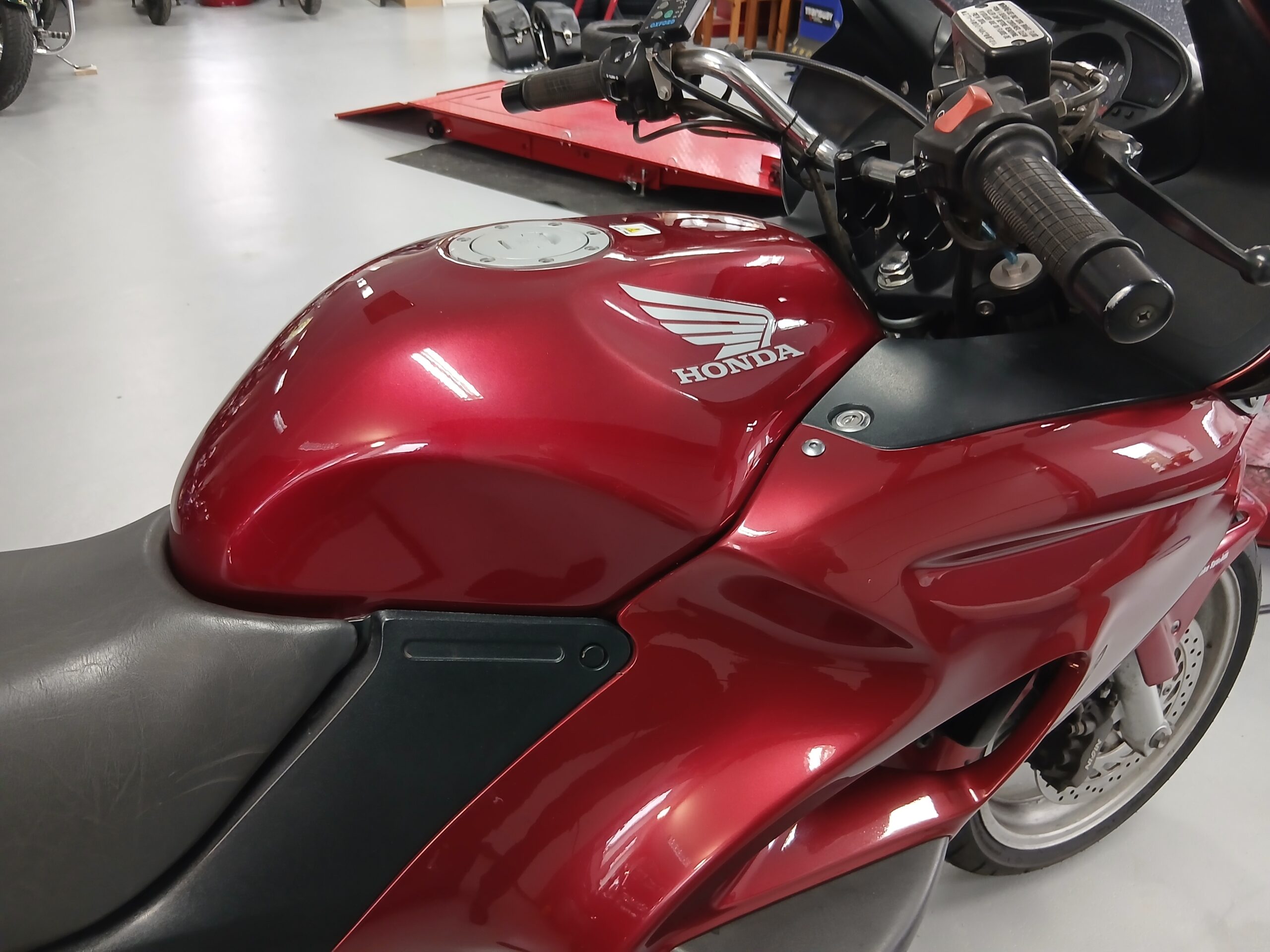 Honda NT650 Deauville . Super mooi . 2005 . - Afbeelding 14
