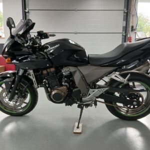 Kawasaki Z 750 S . 2007 . Weinig km . Super mooi .