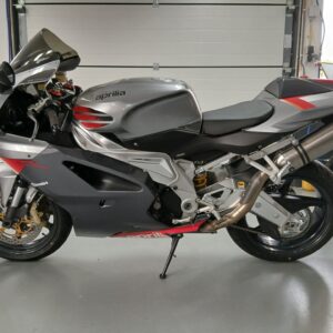 Aprilia RSV mile 1000 RR . 2007 . NL motor . Super mooi .