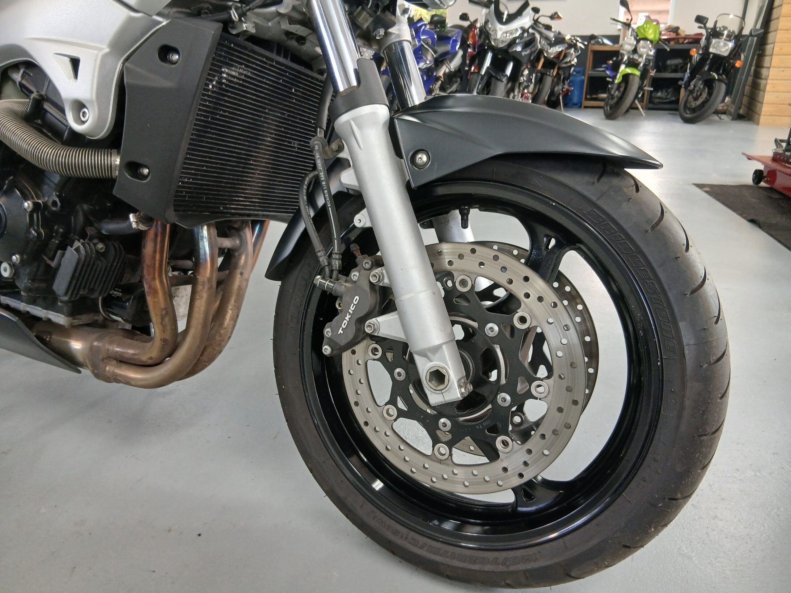 Suzuki GSR 600 . 2006 . Super netjes . Met extra s . - Afbeelding 17
