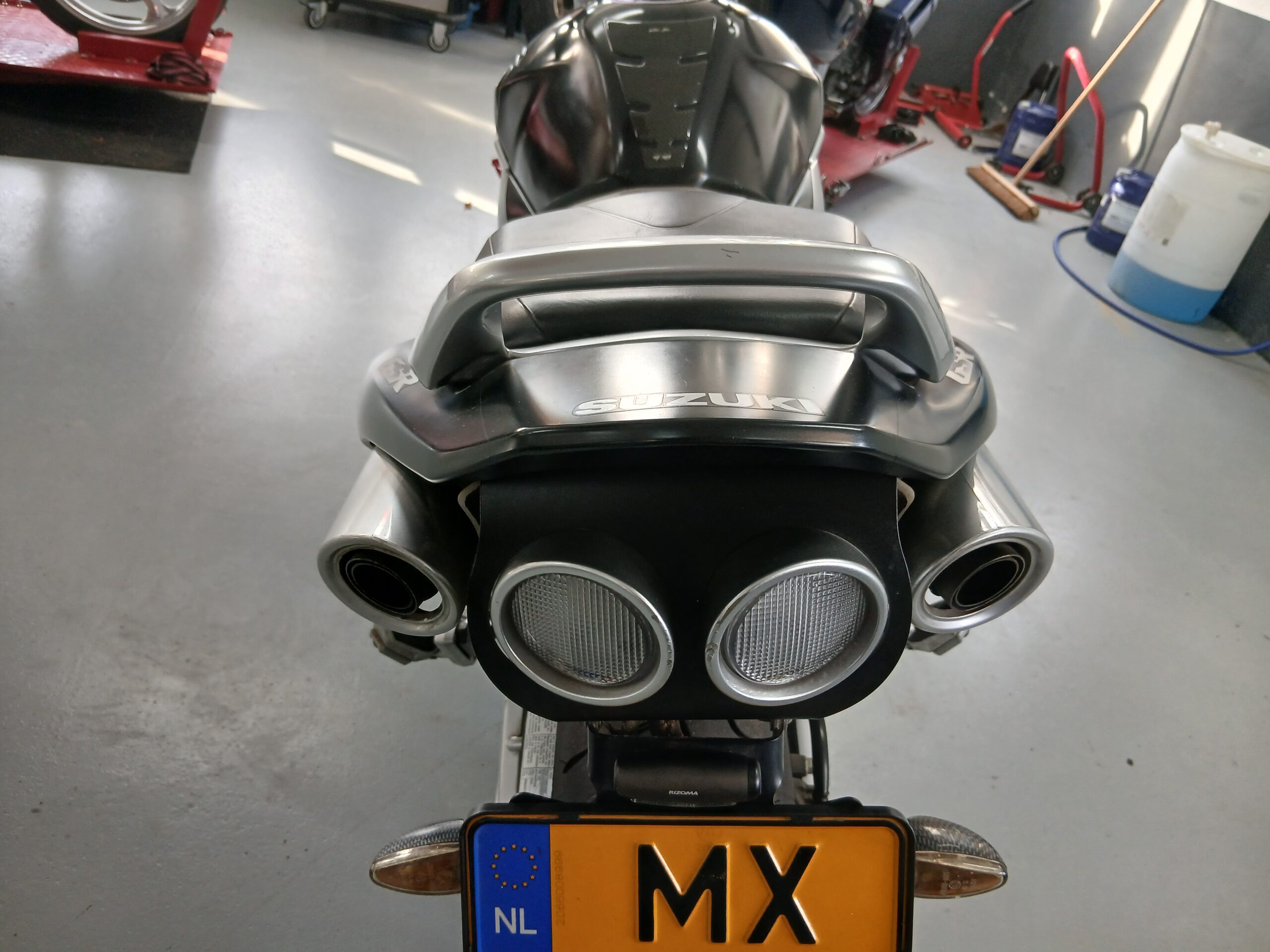 Suzuki GSR 600 . 2006 . Super netjes . Met extra s . - Afbeelding 10