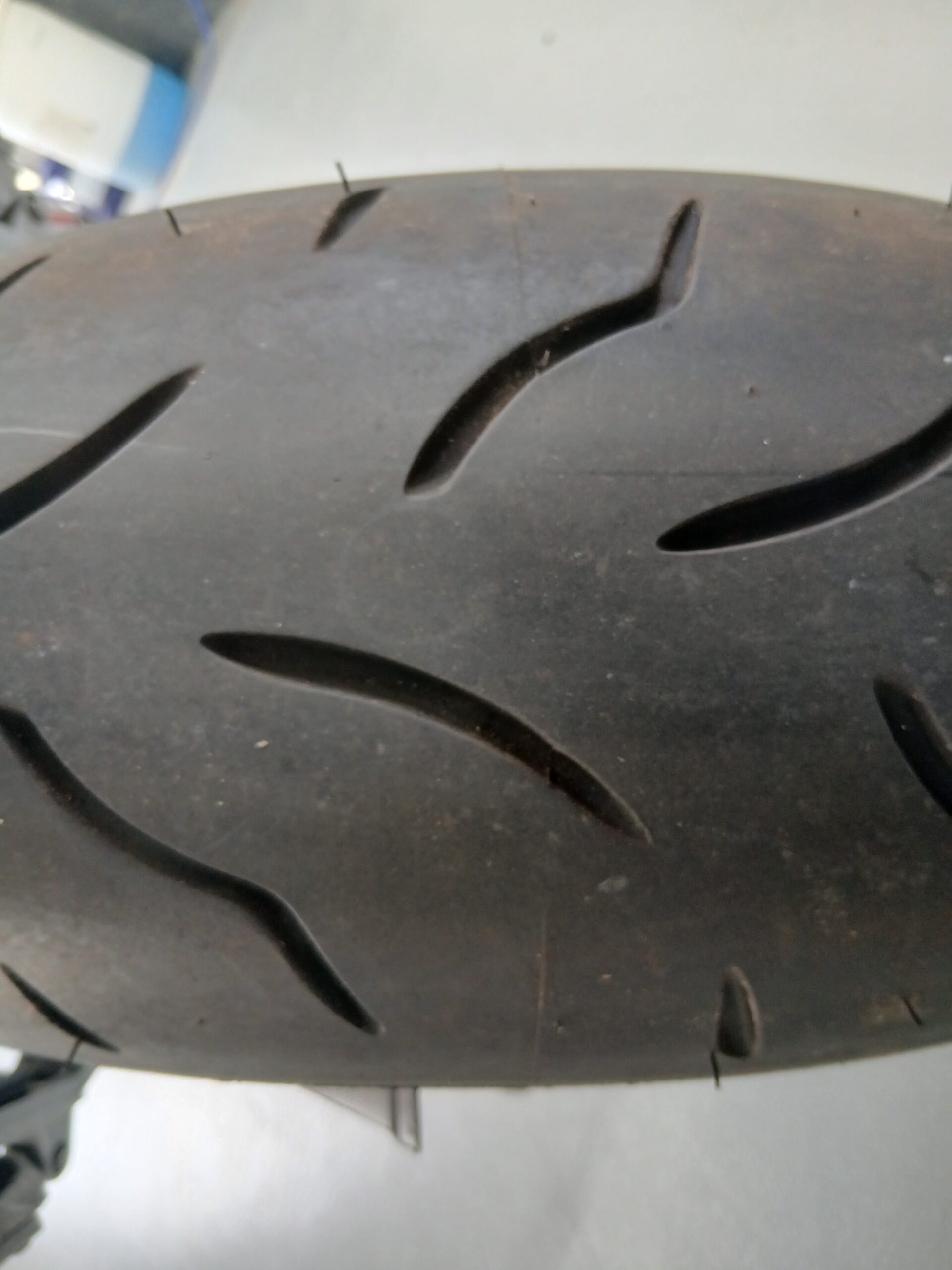 Suzuki GSR 600 . 2006 . Super netjes . Met extra s . - Afbeelding 6